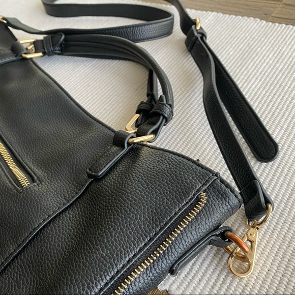 Vegan Leather Tote - Picture 7 of 7
